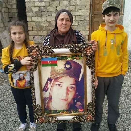 Nənəsinin taleyini yaşadı, könüllü döyüş bölgəsinə yollandı - Vətən müharibəsinin tək qadın şəhidi